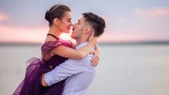 Kiss Day 2024: हर किस पे छुपा है अलग राज, जानिए आपका पार्टनर क्या कहना चाहता है