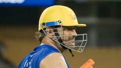 धोनी एक नहीं बल्कि कई मायनों में दूसरों से बेहद ही अलग कप्तान हैं