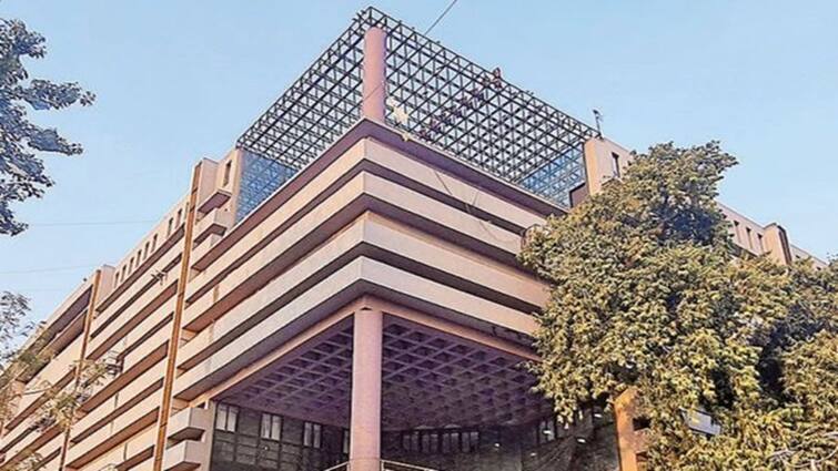 Ahmedabad News: Know how many tax recovery by Ahmedabad Municipal Corporation in last 10 days AMC Tax Recovery: અમદાવાદ મ્યુનિસિપલ કોર્પોરેશને 10 દિવસમાં કેટલા રૂપિયાની કરી ટેક્સ રિકવરી? જાણો