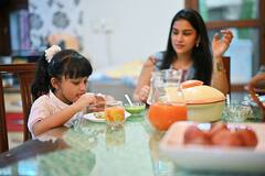 10 Strategies To Avoid Overeating And Staying On Track