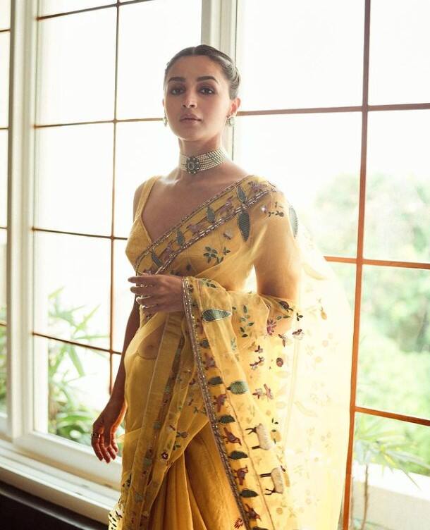 ਹੁਣ ਗੱਲ ਕਰੀਏ ਤਾਂ ਆਲੀਆ ਭੱਟ ਨੇ ਅਦਾਕਾਰ ਰਣਬੀਰ ਕਪੂਰ ਨਾਲ ਵਿਆਹ ਕਰ ਲਿਆ ਹੈ। ਇਸ ਜੋੜੇ ਨੇ ਅਪ੍ਰੈਲ 2022 'ਚ ਵਿਆਹ ਕੀਤਾ ਸੀ।