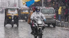 Weather Update Today: यूपी-बिहार समेत इन राज्यों में बरसेंगे बादल, छत्तीसगढ़-MP में ओलों का अलर्ट, पढ़ें- IMD का वेदर अपडेट