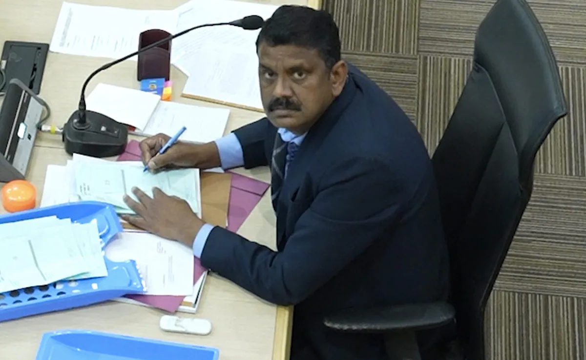 Chandigarh Mayor Polls: ਚੋਣ ਅਫ਼ਸਰ ਅਨਿਲ ਮਸੀਹ ਨੂੰ ਲੱਗਿਆ ਵੱਡਾ ਝਟਕਾ, ਇੱਕ ਮਿੰਟ 'ਚ ਗਈ ਕੁਰਸੀ