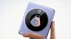 অ্যামাজনে একলাফে এই ফ্লিপ ফোনের দাম কমেছে ১১ হাজার টাকা ! কোন মডেল কেনা যাবে কত টাকায়?