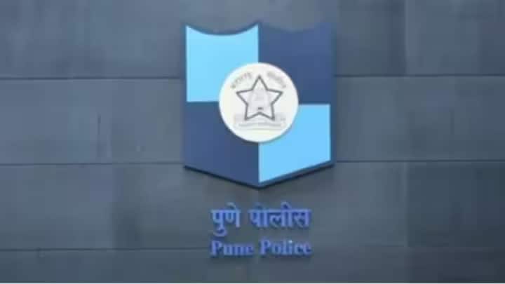 Pune Police Swati Mohol Sharad Mohol wife death threats police suspended Pune Police Marathi News Pune Police :  शरद मोहोळ केस प्रकरणात मोठी कारवाई; पुणे शहर पोलीस दलात खळबळ