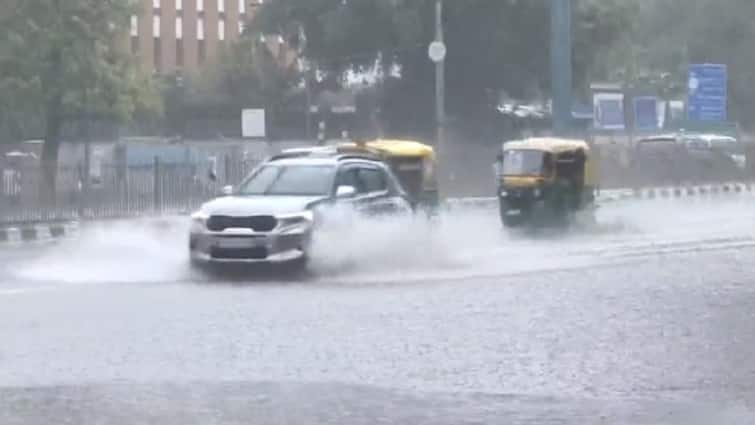 TN Weather Update Expected Rain Here February 14 Valentines Day IMD Update Valentines Weather: காதலர் தினத்தில் காதலர்களுக்கு எச்சரிக்கை: இந்த இடத்தில் எல்லாம் மழை பெய்யும்! வானிலை அப்டேட்
