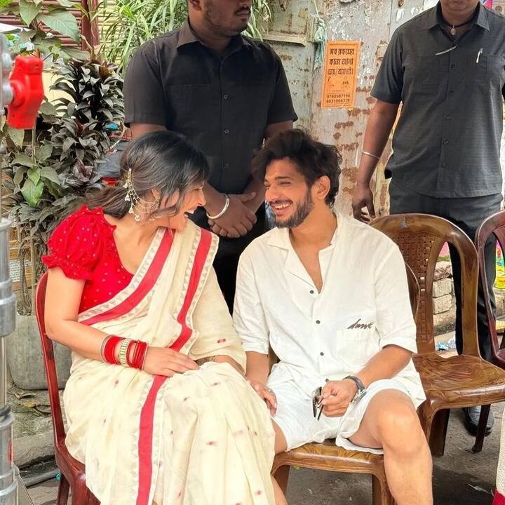 There are currently no details known about Hina and Munawar's project.