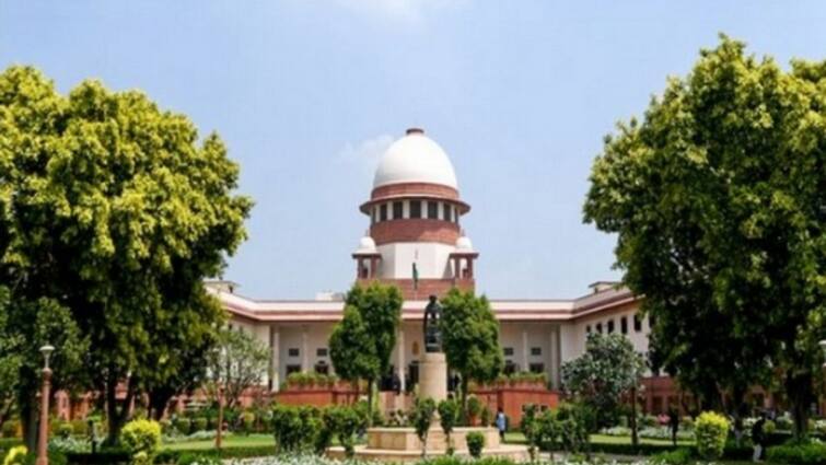 MLA disqualification case Rahul Narvekar Supreme Court Shinde Group Thackeray Group Marathi News MLA disqualification case : सर्वोच्च न्यायालयातील ठाकरे गटाच्या याचिकेवर आता थेट मार्चमध्ये सुनावणी