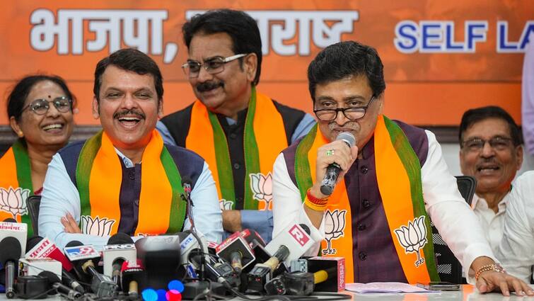 Former Maharashtra CM Ashok Chavan Slip Of Tongue Draws Laughter BJP Office Devendra Fadnavis Ashok Chavan's Slip Of Tongue Evokes Laughter As He Addresses Mumbai BJP Chief As Congress City Unit President