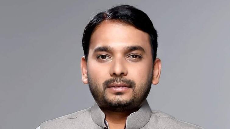 Maharashtra Politics: अशोक चव्हाण के बाद महाराष्ट्र के पूर्व मंत्री विश्वजीत कदम ने भी दिया कांग्रेस से इस्तीफा? खुद बताया सच did former Maharashtra minister Vishwajeet Kadam also resign from Congress after Ashok Chavan told truth Maharashtra Politics: अशोक चव्हाण के बाद महाराष्ट्र के पूर्व मंत्री विश्वजीत कदम ने भी दिया कांग्रेस से इस्तीफा? खुद बताया सच
