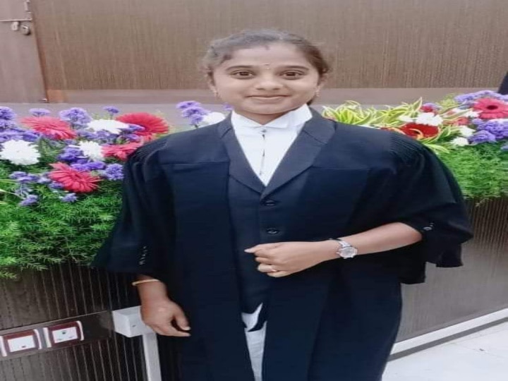 Woman Judge: பழங்குடியினர் பிரிவில் முதல் பெண் நீதிபதி; 22 வயதில் சாதித்த  இளம்பெண்