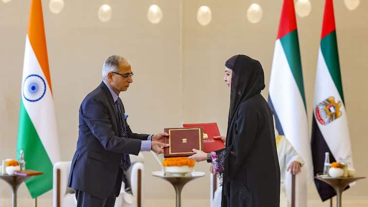 PM Modi UAE President Introduce RuPay Card In Abu Dhabi Strengthen Ties PM Modi, UAE President Introduce RuPay Card In Abu Dhabi; Strengthen Ties