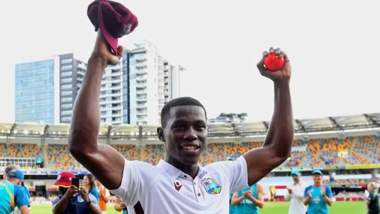 Shamar Joseph becomes 1st West Indian to become ICC Player Of The Month Shamar Joseph: விருதை வென்ற முதல் வெஸ்ட் இண்டீஸ் வீரர்...ஷமர் ஜோசப்பின் அடுத்த சாதனை!