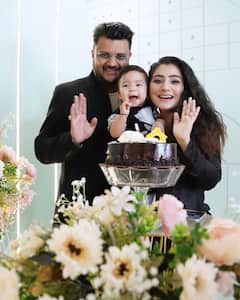 Neha Marda Anniversary: एनिवर्सरी पर पति संग कोजी हुईं नेहा मर्दा, नन्ही परी के साथ केक काटकर यूं मनाया कपल ने जश्न, देखें तस्वीरें