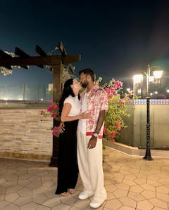 Valentine Week Special: नताशा-हार्दिक से लेकर सिड-कियारा तक...इन लवबर्ड ने शादी के लिए चुना वैलेंटाइन वीक, आज बिता रहे हैप्पी मैरिड लाइफ