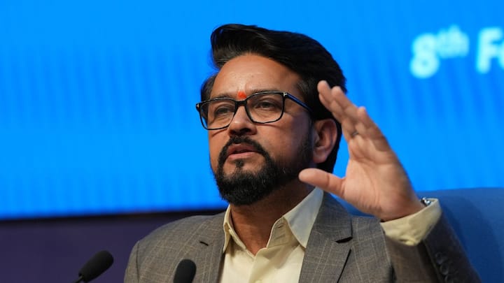 Anurag Thakur On Congress Party Poll Promise Of MSP Ki Legal Guarantee Comments On Farmers Delhi Chalo Protest On Farmers’ Protest, Union Min Anurag Thakur Says Orgs Raising ‘New Issues’, Slams Congress’s ‘MSP Guarantee’