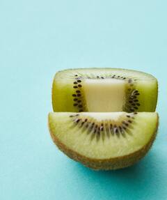 Kiwi Benefits : हिवाळ्यात आहारात किवी खा, शरीरासाठी फायदेशीर !