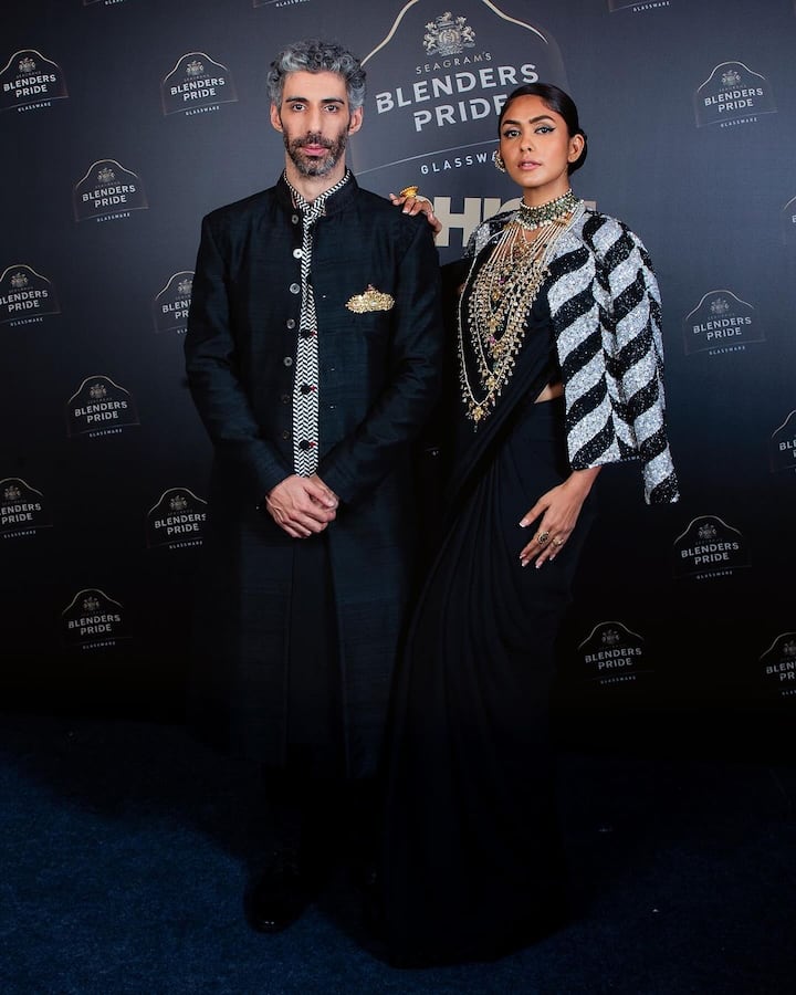 హిందీలో అంతబాగా క్లిక్కవకపోయినా ...తెలుగులో సీతా రామంతో బాగా పాపులర్ అయింది...హాయ్ నాన్నతో మరో హిట్టందుకుంది