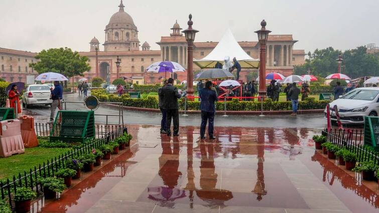 Weather Update Today IMD Forecast 13 February 2024 Delhi NCR Uttar Pradesh Bihar Jharkhand Madhya Pradesh Odisha Rajasthan Weather Update Today: दिल्ली-NCR में फिर लौटी ठंड, यूपी-बिहार समेत इन राज्यों में बारिश से बिगड़ेगा मिजाज, पढ़ें- देशभर कौ मौसम अपडेट