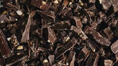 Chocolate On The Face : डार्क चॉकलेट खात असाल पण हे चेहऱ्यावर लावण्याचे आहेत अनेक फायदे !