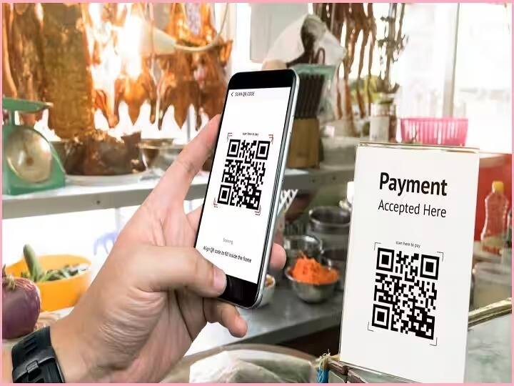 qr-code-scam-how-to-protect you from fraud qr-code Scam Alert: যেখানে-সেখানে কিউআর কোডে টাকা দিচ্ছেন,এই বিষয়গুলি যাচাই করছেন তো ?