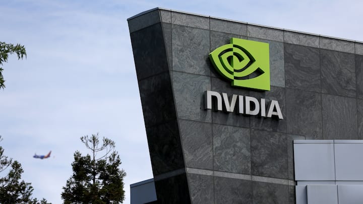 Nvidia supera a Amazon: el éxito de la IA impulsa la capitalización de mercado del gigante tecnológico más allá del titán minorista