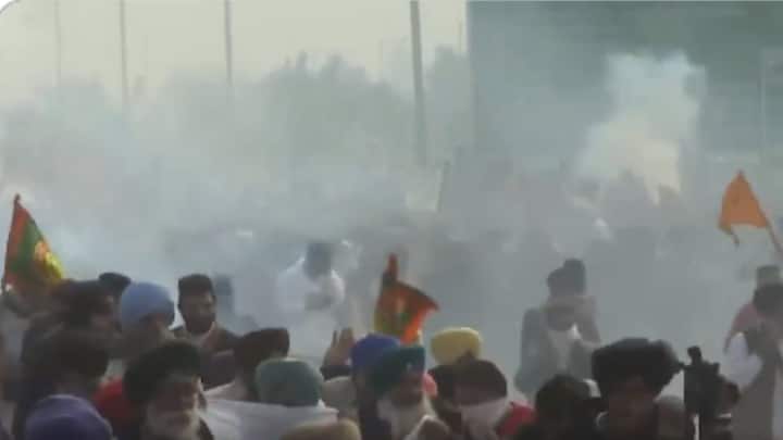Farmers Protest: अपनी मांगों को लेकर सरकार पर दबाव बनाने के लिए किसान पंजाब-हरियाणा शंभू सीमा पर बड़ी संख्या में प्रदर्शनकारी दिल्ली की ओर बढ़ रहे थे, जिन पर आंसू गैस के गोले छोड़े गए.