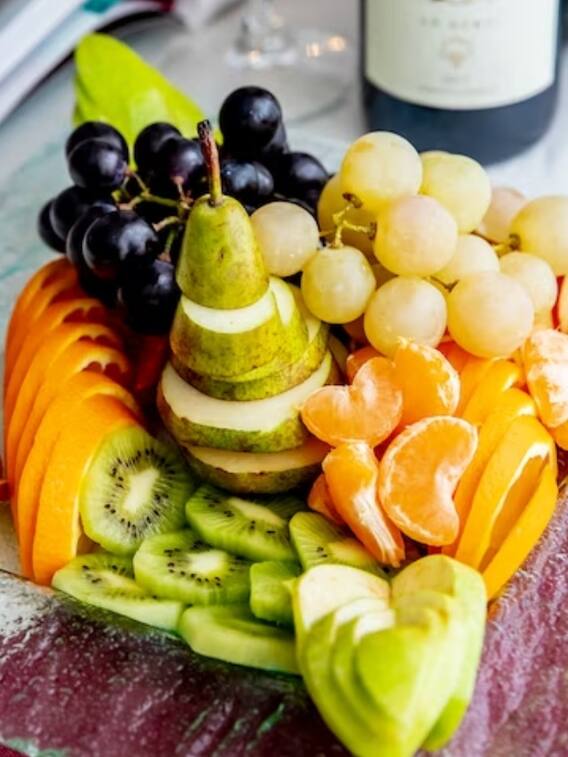 आप गमले में ही लगा सकते हैं ये हेल्दी फ्रूट्स