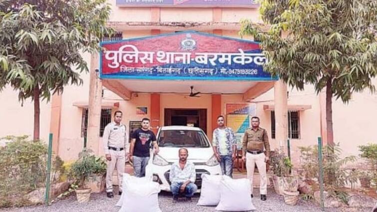 Chhattisgarh Ganja Smuggler Arrested police case during vehicle checking in Ambikapur ann Chhattisgarh News: गांजा तस्करी का पर्दाफाश, वाहन चेकिंग के दौरान लाखों के मादक पदार्थ के साथ आरोपी गिरफ्तार