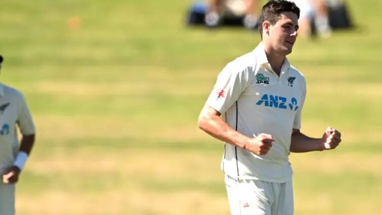 NZ vs SA William ORourke one wicket away to complete complicated hat trick in test debut NZ vs SA: टेस्ट डेब्यू पर न्यूजीलैंड के 6 फीट 4 इंच के गेंदबाज ने मचाया धमाल, इस खास हैट्रिक से एक कदम दूर