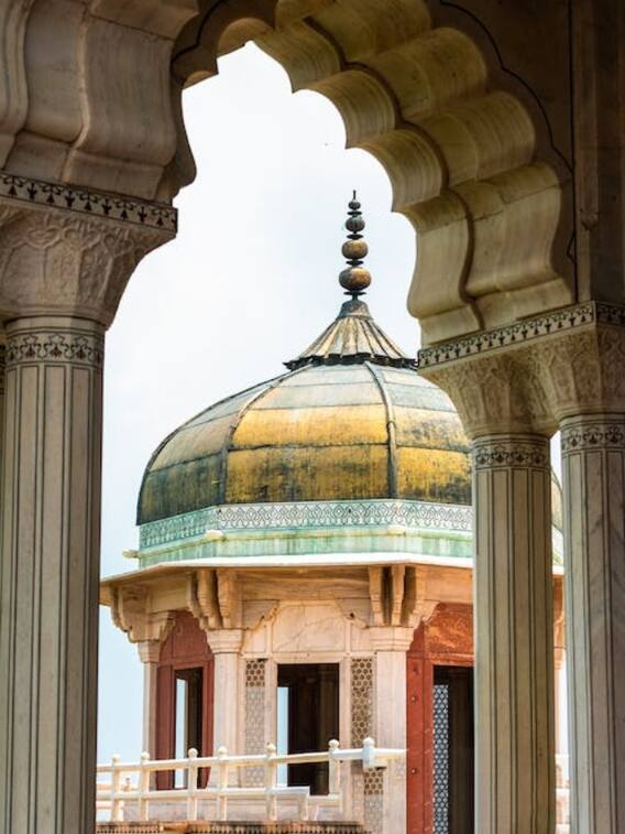 यूपी में मुगलों ने बनवाए हैं ये एतिहासिक किले