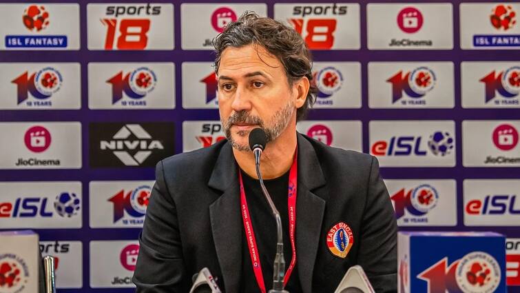 East Bengal Coach Carles Cuadrat alert his team not to lose point against Jamshedpur FC get to know 'কোনওভাবেই পয়েন্ট খোয়ানো যাবে না', জামশেদপুর ম্য়াচের আগে ছেলেদের কড়া বার্তা কুয়াদ্রাতের