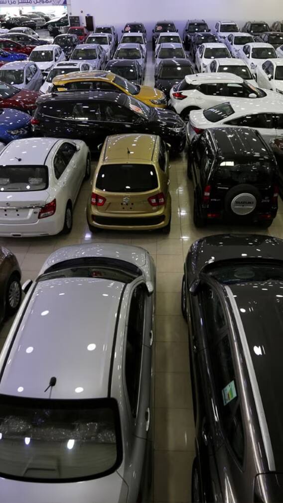 భారతదేశంలో అత్యధికంగా అమ్ముడుపోతున్న 10 కార్లు ఇవే!