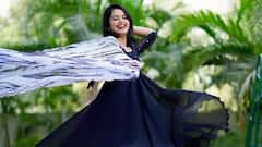 Priyanka Jain Photos: ఆనందంలో జానకి అందం రెట్టింపైంది!