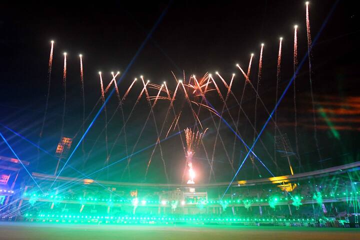 ముగింపు సందర్భంగా ఏర్పాటు బాణసంచా పేలుళ్లు ఆకట్టుకున్నాయి