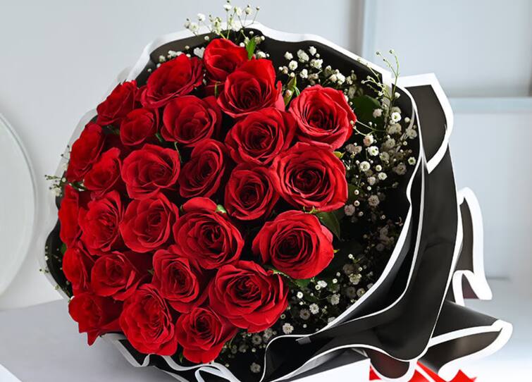 Valentine Day News How many roses are sold on Valentines Day व्हॅलेंटाईन डे च्या दिवशी गुलाबांच्या किती फुलांची विक्री? देशातच नव्हे तर परदेशातही मोठी मागणी 