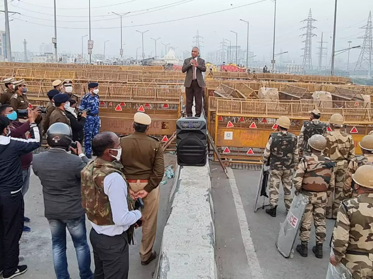 Farmers Protest High Court asked to Haryana govt Why was the road blocked? Farmers Protest: ਕਿਸਾਨਾਂ ਦਾ ਰਾਹ ਰੋਕਣਾ ਖੱਟਰ ਸਰਕਾਰ ਨੂੰ ਪਿਆ ਮਹਿੰਗਾ ! ਹਾਈਕੋਰਟ ਨੇ ਪਈ ਝਾੜ ਤੇ ਮੰਗ ਲਿਆ ਜਵਾਬ 