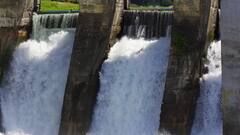 मुंबई में मंडराने लगा जल संकट? झीलों का जलस्तर हुआ आधा, BMC ने रिजर्व स्टॉक के लिए मांगी मंजूरी