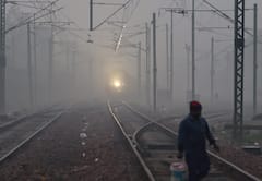 IRCTC Food Cost: ट्रेन में कितने रुपये की मिलती है खाने की एक थाली? यहां पढ़ें जवाब