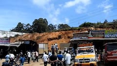 கொடைக்கானலில் 100 அடி நீளமுள்ள  பள்ளிக் கட்டிடம் விழுந்து விபத்து - சேதமடைந்த கடைகள்