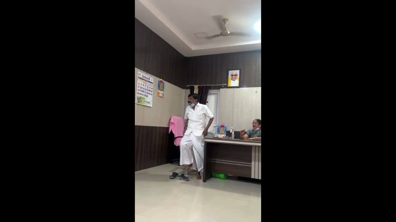 தருமபுரியில் கட்டிடம் கட்ட ஒப்புதல் பெற சென்றவர்களை  தாக்க முயற்சி; திமுக நகர செயலாளர் மீது பரபரப்பு புகார்