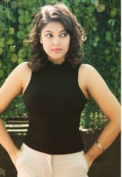 इमरान हाशमी संग किया डेब्यू, लेकिन एक घटना ने बर्बाद कर दिया था इस एक्ट्रेस का करियर, अब जी रही ऐसी जिंदगी