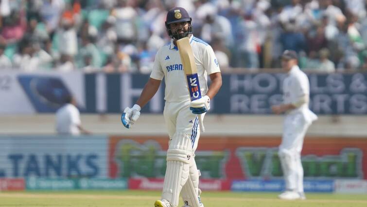IND vs ENG 3rd Test Indian captain Rohit Sharma scored hundred in Rajkot against England IND vs ENG: रोहित शर्मा ने अंग्रेज़ों की निकाली हवा, राजकोट टेस्ट में शतक जड़ कर दिया कमाल