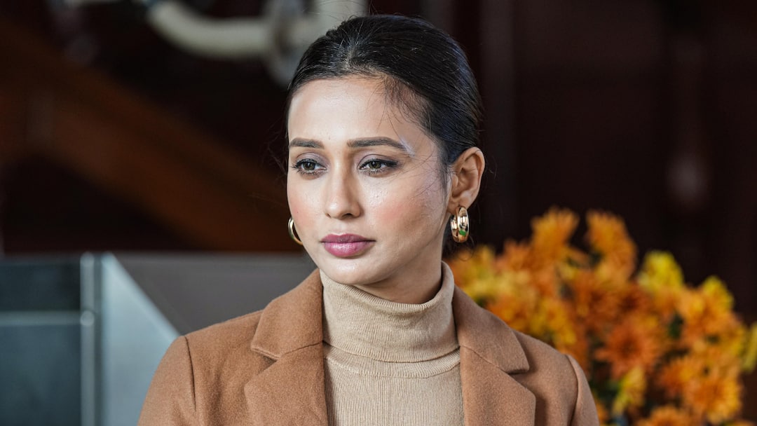 'Politics Is Not For Me': TMC Leader Mimi Chakraborty Resigns As MP Ahead Of Lok Sabha Polls Bengal TMC MP Mimi Chakraborty Resigns as Jadavpur MP Ahead Lok Sabha Election 'Politics Is Not For Me': TMC Leader Mimi Chakraborty Resigns As MP Ahead Of Lok Sabha Polls