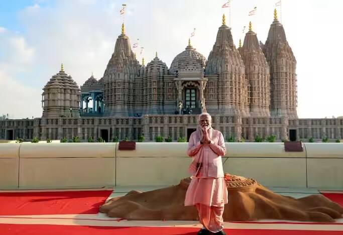 અબુધાબીનું આ મંદિર ભગવાન સ્વામિનારાયણને સમર્પિત છે. આ સાથે આ મંદિરમાં સીતા-રામ, લક્ષ્મણજી, હનુમાનજી, શિવ-પાર્વતી, રાધા-કૃષ્ણ, શ્રી ગણેશ, જગન્નાથ સ્વામી અને ભગવાન અયપ્પાની મૂર્તિઓની પૂજા કરવામાં આવશે.