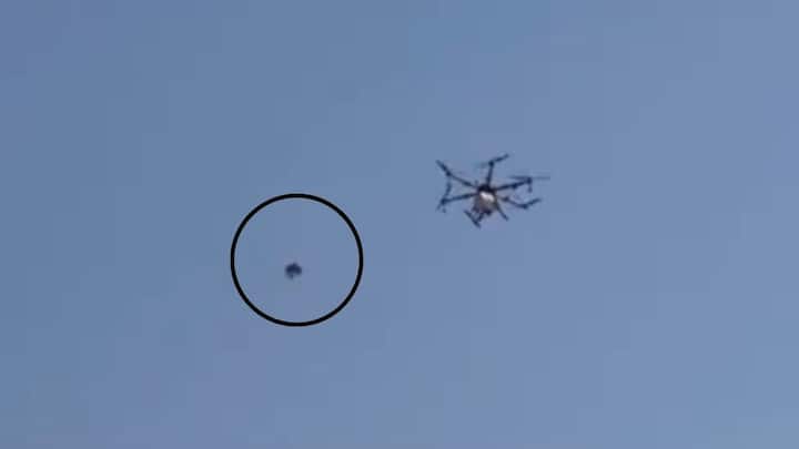 Farmers Protest in delhi kite used to shot down police drone Farmers Protest: किसानों ने 10 रुपये की पतंग से मार गिराया लाखों का ड्रोन, रातोरात किसने खड़ी कर दी 10 फीट की दीवार