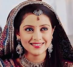 किसी ने 25 तो किसी ने 30, जब  इन सितारों ने कम उम्र में दुनिया को कहा अलविदा, शॉक्ड रह गए थे फैंस