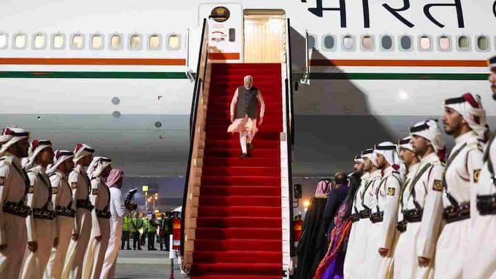 साल 2014 के बाद से पीएम मोदी की ये कतर की दूसरी यात्रा है. इससे पहले वह अबू धाबी के BAPS हिंदू मंदिर के उद्घाटन समारोह में शामिल हुए.