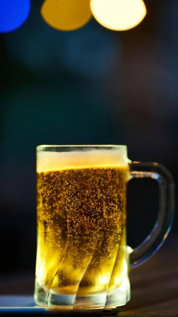 ਇੱਥੇ ਫਸਲਾਂ ‘ਤੇ ਕੀਤਾ ਜਾਂਦਾ ਸ਼ਰਾਬ ਦਾ ਛਿੜਕਾਅ, ਜਾਣੋ