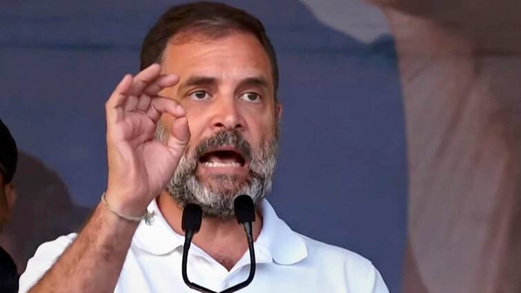 Rahul Gandhi Slams PM Modi Central Government BJP Over Electoral Bond Scheme Farmer Protest 'देश न बिकने दूंगा कहने वाले नरेंद्र मोदी ने चंदे के लिए बेच दिए एयरपोर्ट, माइंस, जमीन,' इलेक्टोरल बॉन्ड्स पर राहुल गांधी ने यूं बोला हमला